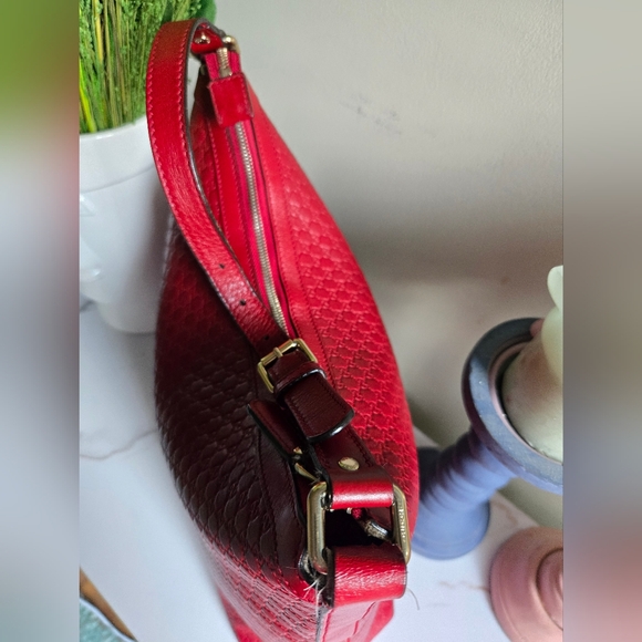 Gucci Soft Microguccissima GG Margaux Leather Hobo Shoulder Bag - Picture 9 of 13